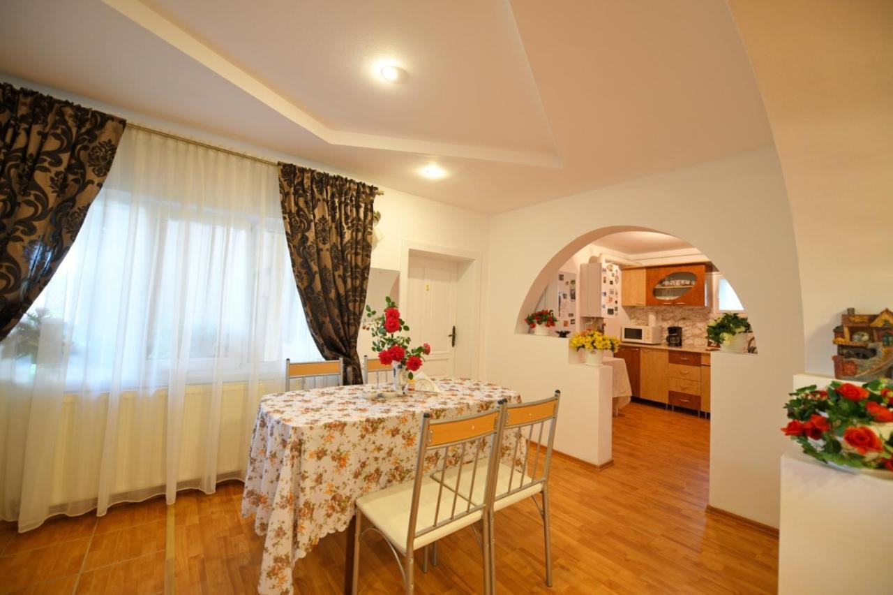 Casa Mirandre Apartment Hateg Exterior photo